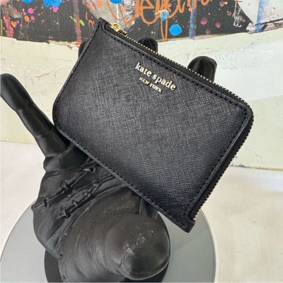 KATE SPADE ♠️ KEYRING WALLET - Picture 3 of 8